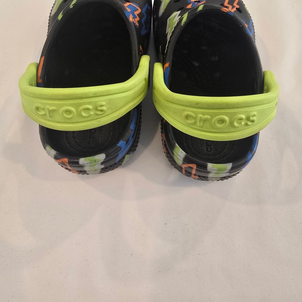 Crocs‎ Kids Classic Clog Lightning Bolt Black Lime Green Size C7 - Picture 4 of 15